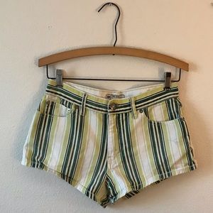 FREE PEOPLE ||  GREEN STRIPED SHORTS✨
